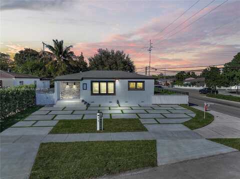 11 W 59th St, Hialeah, FL 33012