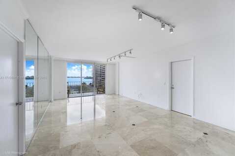 11111 Biscayne Blvd, Miami, FL 33181