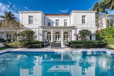 1033 Hardee Rd, Coral Gables, FL 33146