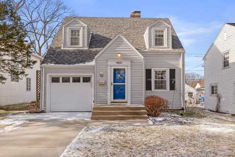 4623 N Idlewild Ave, Whitefish Bay, WI 53211