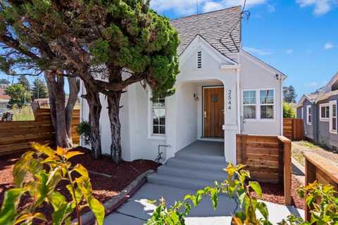 2544 82nd AVE, OAKLAND, CA 94605