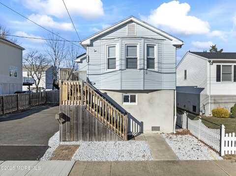 339 Park Avenue, Union Beach, NJ 07735