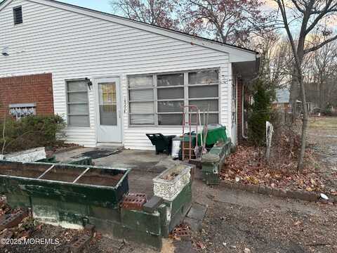 162c Columbine Avenue, Whiting, NJ 08759