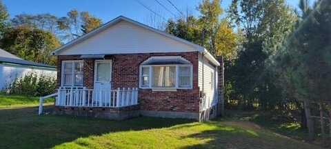 43 Pooler Avenue, Skowhegan, ME 04976