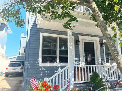 66 Baldwin Avenue, Point Lookout, NY 11569