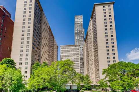 3950 N Lake Shore Drive, Chicago, IL 60613