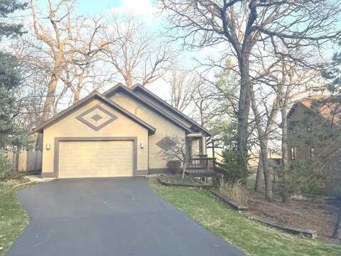 2345 N Westwood Lane, Palatine, IL 60074