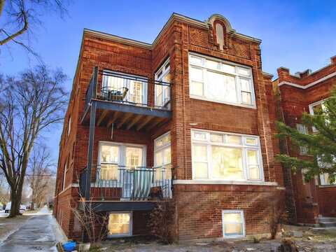 5353 W BELLE PLAINE Avenue, Chicago, IL 60641