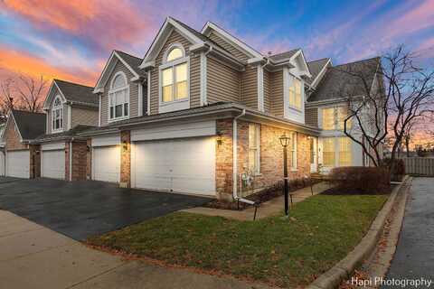 831 Fairmont Court, Des Plaines, IL 60018