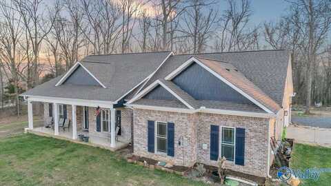 129 Pinnacle Point, Scottsboro, AL 35769