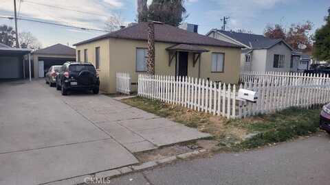 7122 Fairfax Dr, San Bernardino, CA 92404