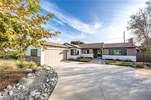 636 E Foothill Boulevard, Glendora, CA 91741