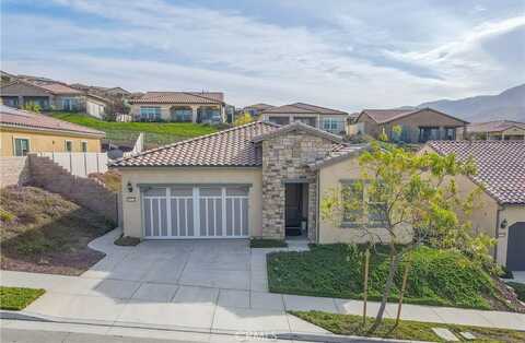 11121 Fourleaf Court, Corona, CA 92883