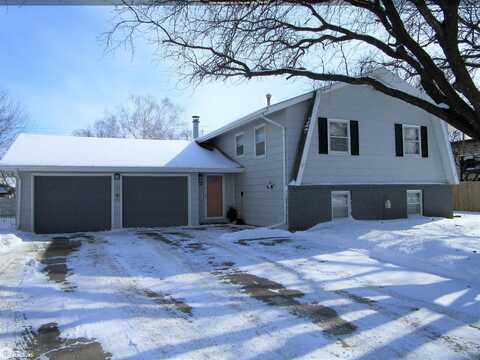 108 Meadow Lane, Iowa Falls, IA 50126