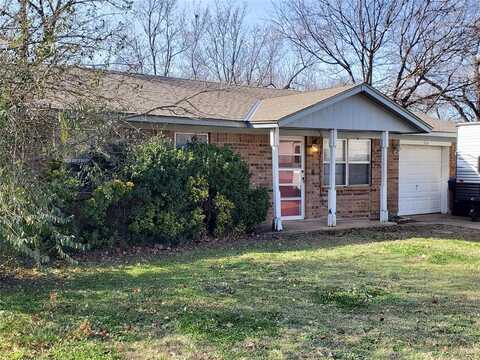 904 N 5th Street, Noble, OK 73068