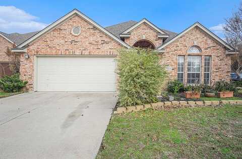 4313 Stoneside Court, Fort Worth, TX 76244