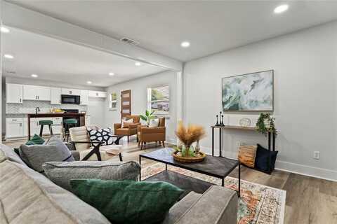 610 Stonewall Drive, Euless, TX 76039