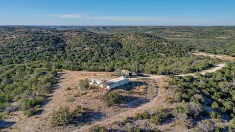 16 Mailtrail Valley Drive, Rocksprings, TX 78880