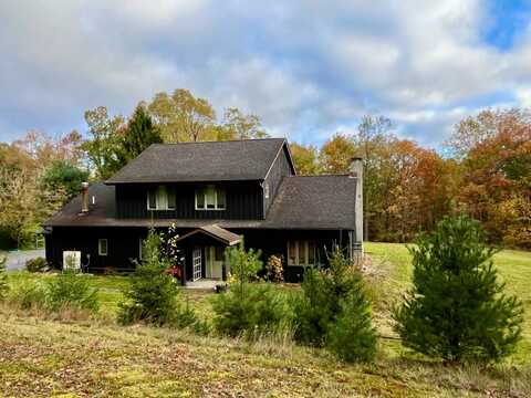 1068 County Rt 56, Mountain Dale, NY 12763