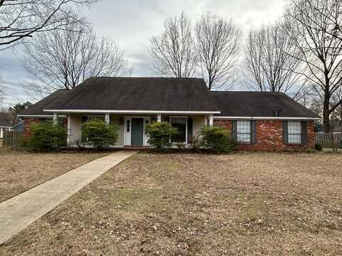 33 Oak Meadow Dr, Grenada, MS 38901