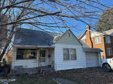 420 N Moffet Avenue, Joplin, MO 64801