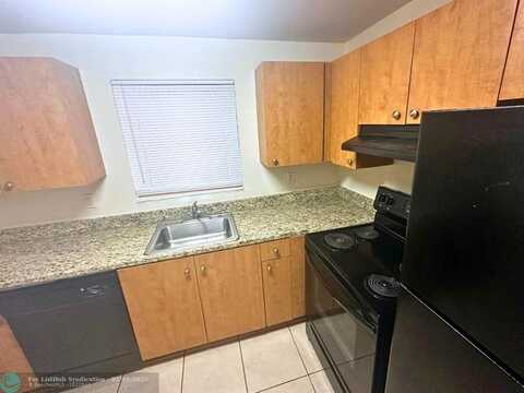 2221 NW 58th Ter, Lauderhill, FL 33313