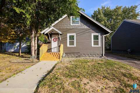 708 W 28th St, Sioux Falls, SD 57105