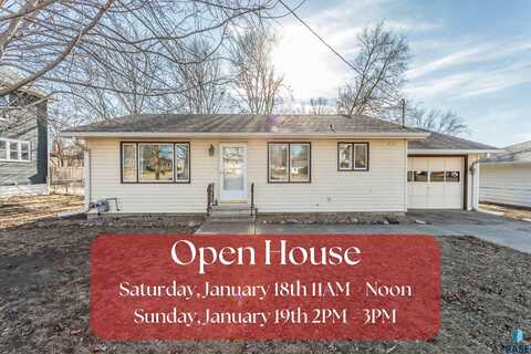 411 E 1st St, Canton, SD 57013