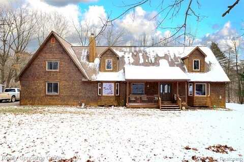 4098 STAMPER Way, Howell, MI 48855