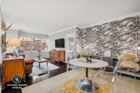 400 East 56th Street, New York, NY 10022