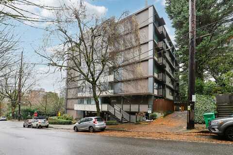 2020 SW MAIN ST, Portland, OR 97205