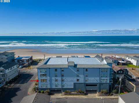 300 N PACIFIC ST, Rockaway Beach, OR 97136