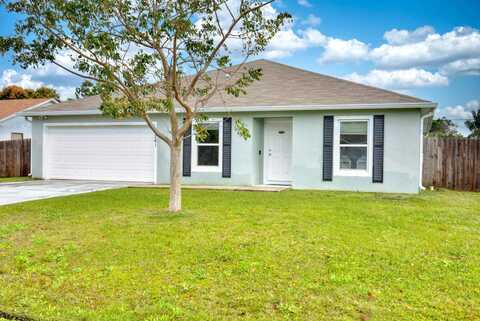 2261 SE Gaslight Street, Port Saint Lucie, FL 34952