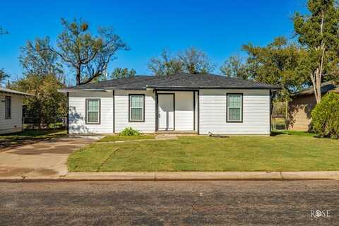 1122 E 20th St, San Angelo, TX 76903