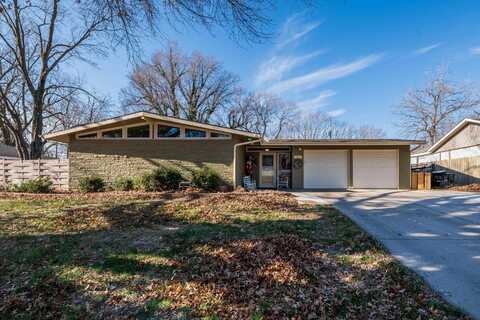 861 N CRESTLINE AVE, Wichita, KS 67212