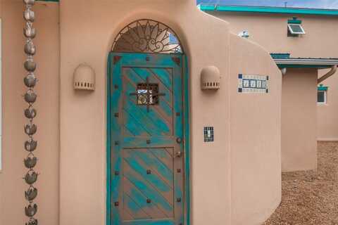 114 B Valencia Road, Santa Fe, NM 87505