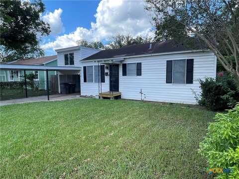 1512 E Mimosa Avenue, Victoria, TX 77901