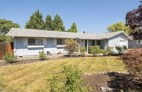 1701 Camellia Avenue, Medford, OR 97504