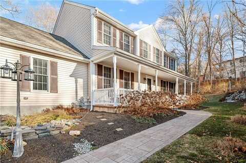 10 Mount Pleasant View Avenue, Cumberland, RI 02864