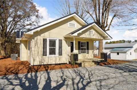 4942 S NC Highway 150, Lexington, NC 27295