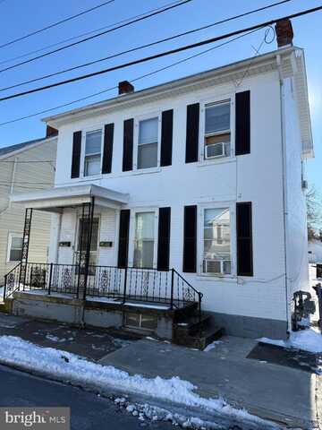 43 E FRANKLIN STREET, GREENCASTLE, PA 17225