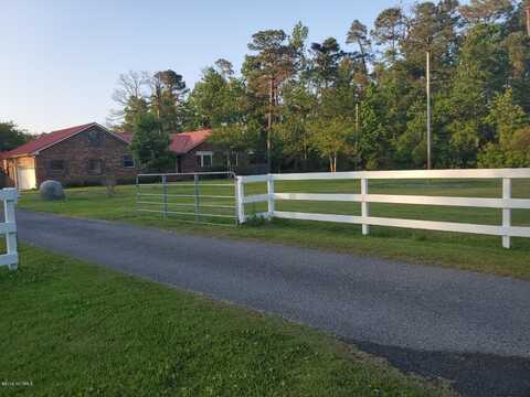 5919 Sidbury Road, Castle Hayne, NC 28429