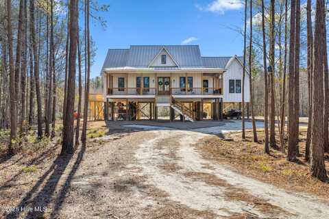 903 Equine Landing Drive, Rocky Point, NC 28457