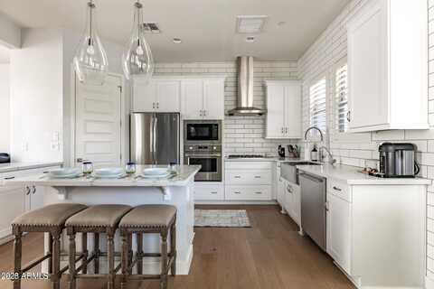 3510 N MILLER Road, Scottsdale, AZ 85251