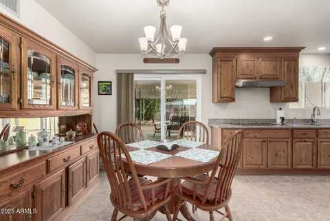 1417 S GRAND Drive, Apache Junction, AZ 85120