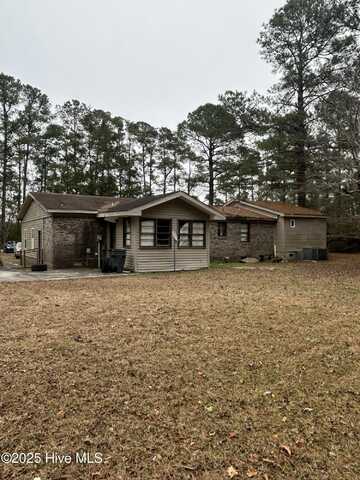 371 Calabash Road NW, Calabash, NC 28467