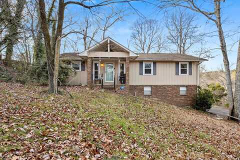 8207 Thornewood Drive, Hixson, TN 37343