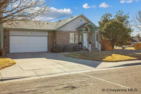 803 VIRGINIA CT, Cheyenne, WY 82009