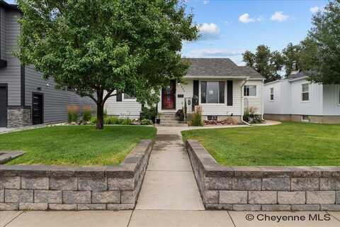 1324 COUNTRY CLUB AV, Cheyenne, WY 82001