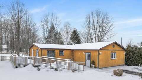 5695 LOEB, CHARLEVOIX, MI 49720